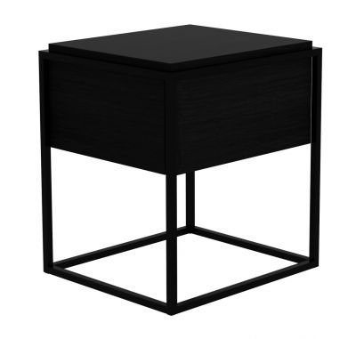 Schwarzer Nachttisch aus Eiche von Ethnicraft, Monolit Design, für Schlafzimmer und moderne Einrichtung.